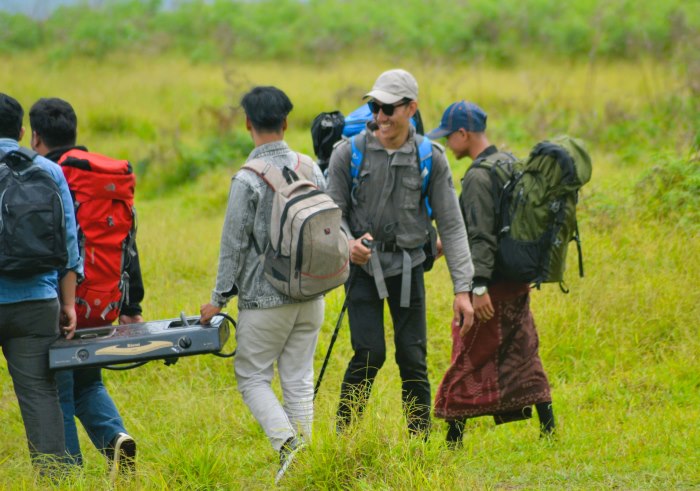 Fokus Lensa : Sabana Sinabung Vulcano Park jadi Tujuan Camping Viral di Sumut